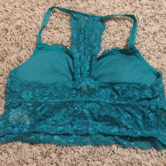 Bra Bundle - Picture 3 of 7